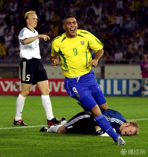 2002年世界杯决赛巴西对德国